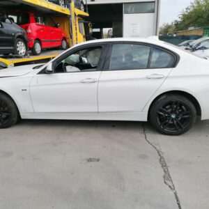 BMW 320D xdrive - immagine 5
